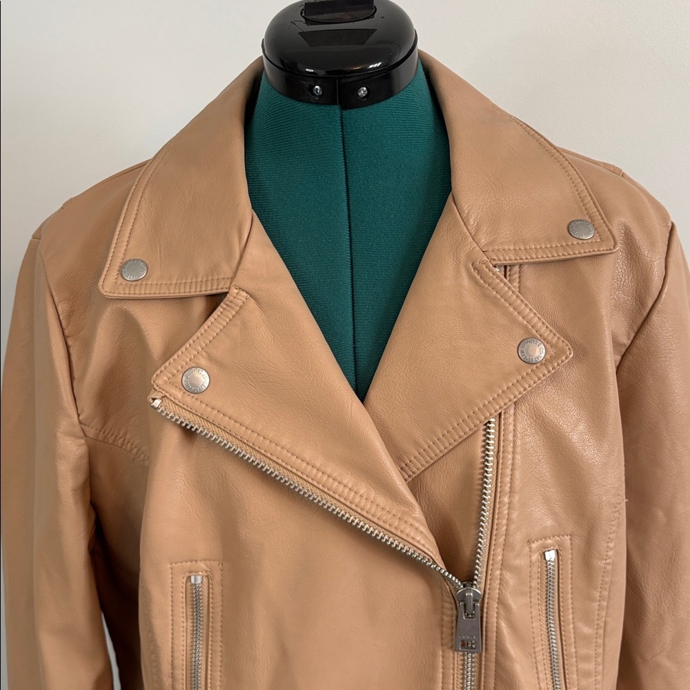 LEVI’s Faux Leather Women's Jacket - Picture 2 of 11
